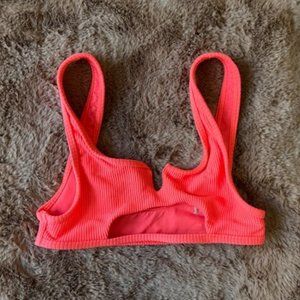 Frankies Bikini X REVOLVE Cole Bikini Top in Coral (Sz S)